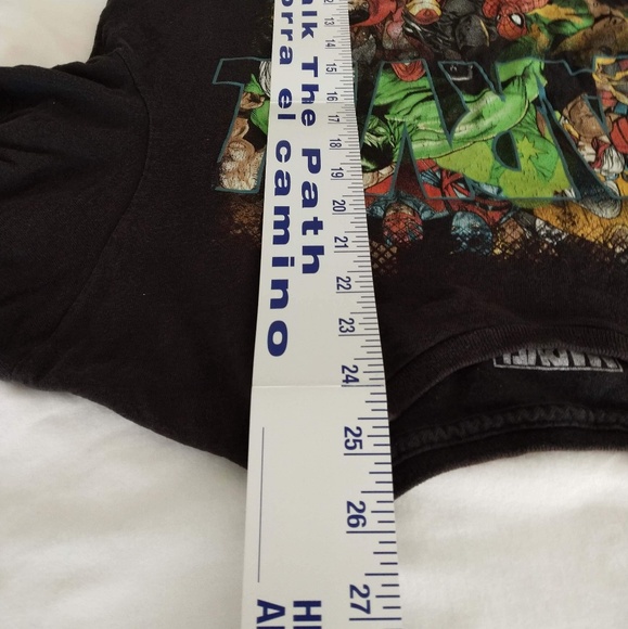 Marvel Heroes and Villains T-Shirt Boys Medium - Picture 5 of 6